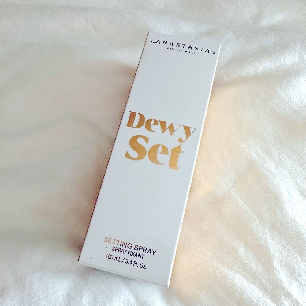 Anastasia Dewy Set Setting Spray